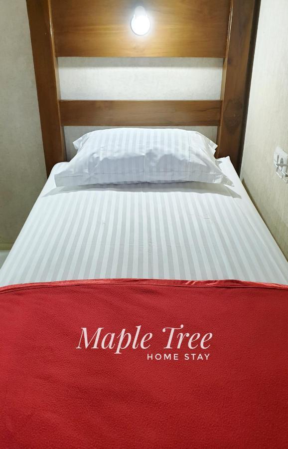 Maple Tree Homestay Maguwo Exterior foto