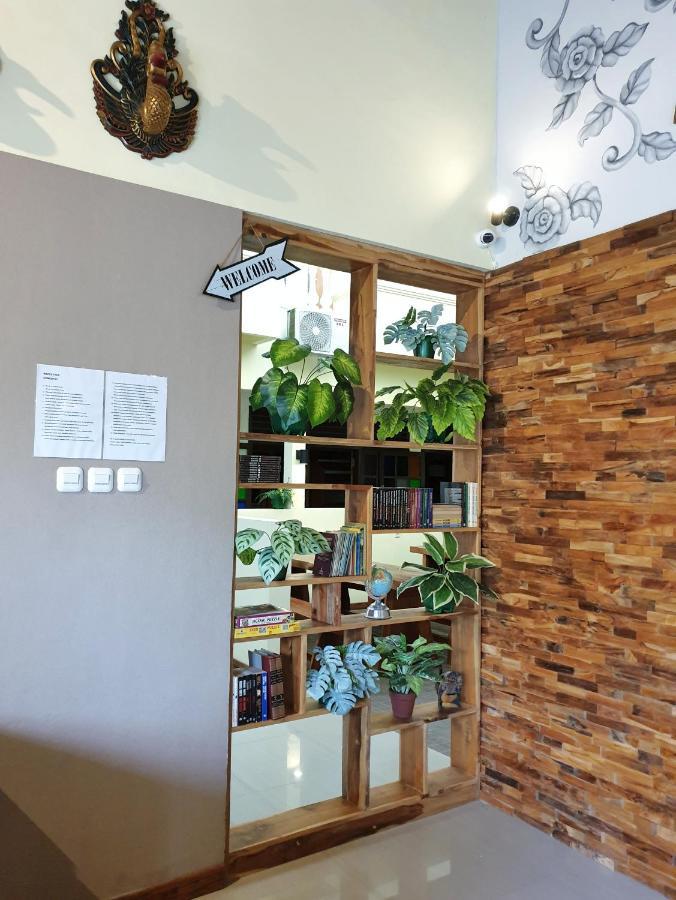 Maple Tree Homestay Maguwo Exterior foto