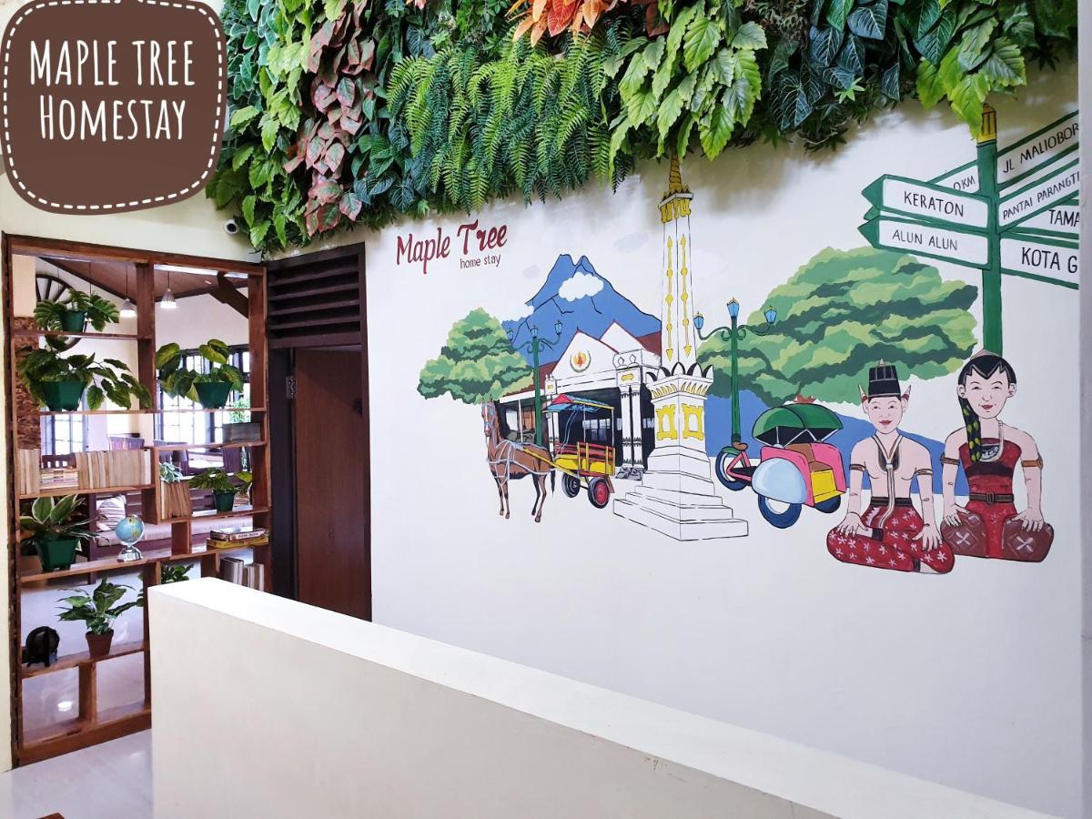 Maple Tree Homestay Maguwo Exterior foto