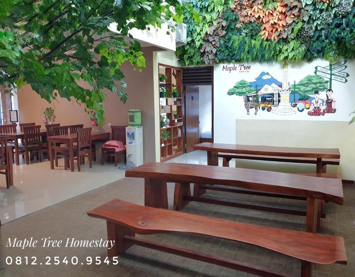 Maple Tree Homestay Maguwo Exterior foto