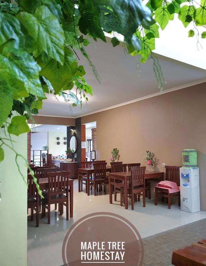 Maple Tree Homestay Maguwo Exterior foto